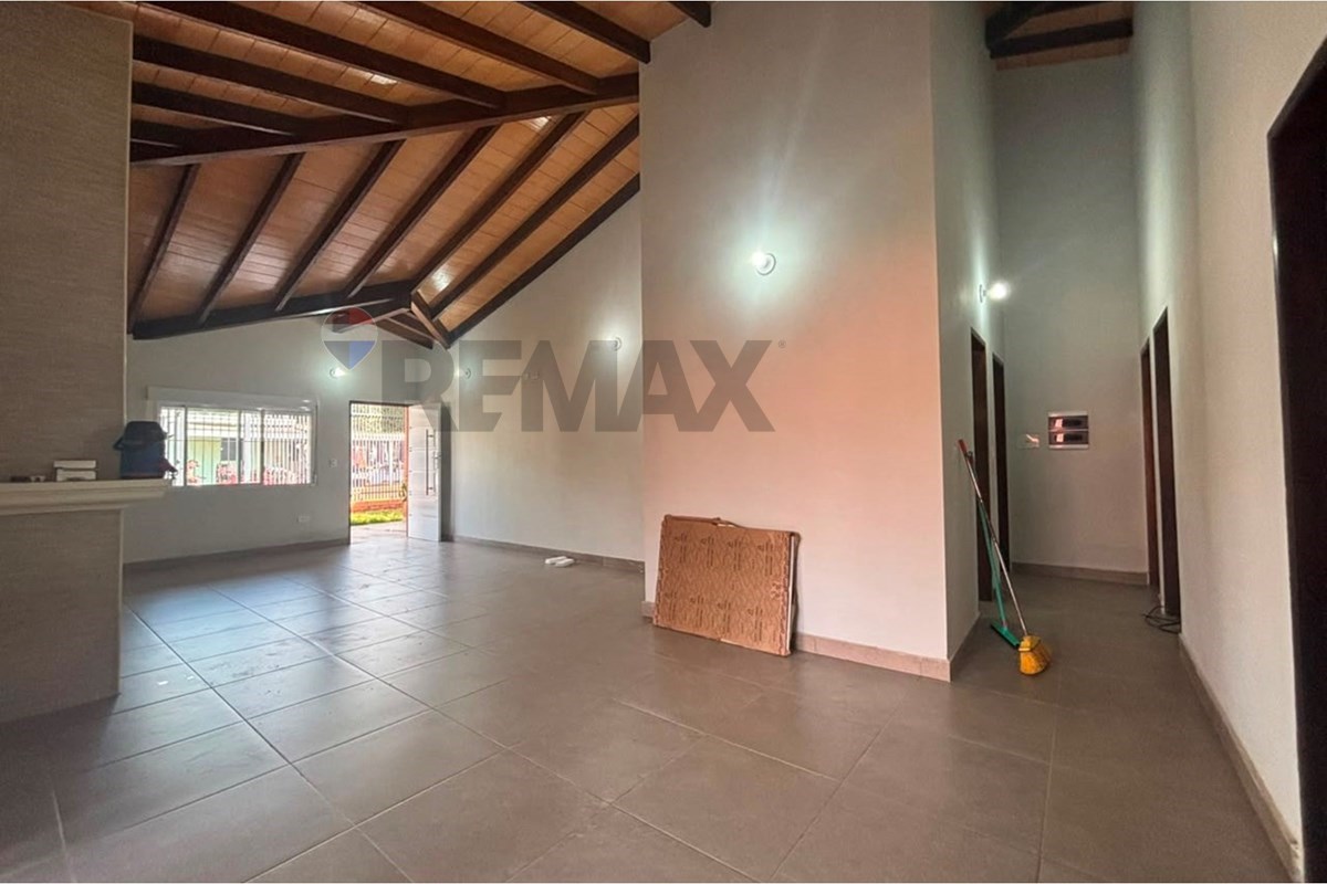 ¡HERMOSA CASA NUEVA EN ALQUILER | SAN LORENZO — foto 2