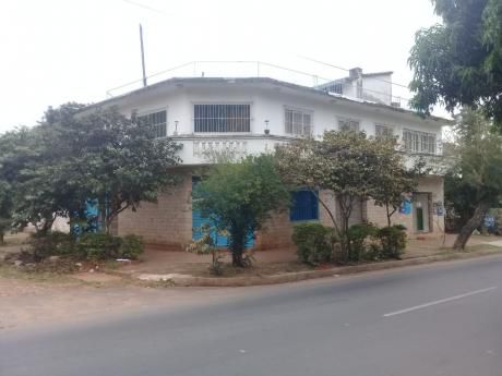 Casa De Dos Pisos En Fernando De La Mora