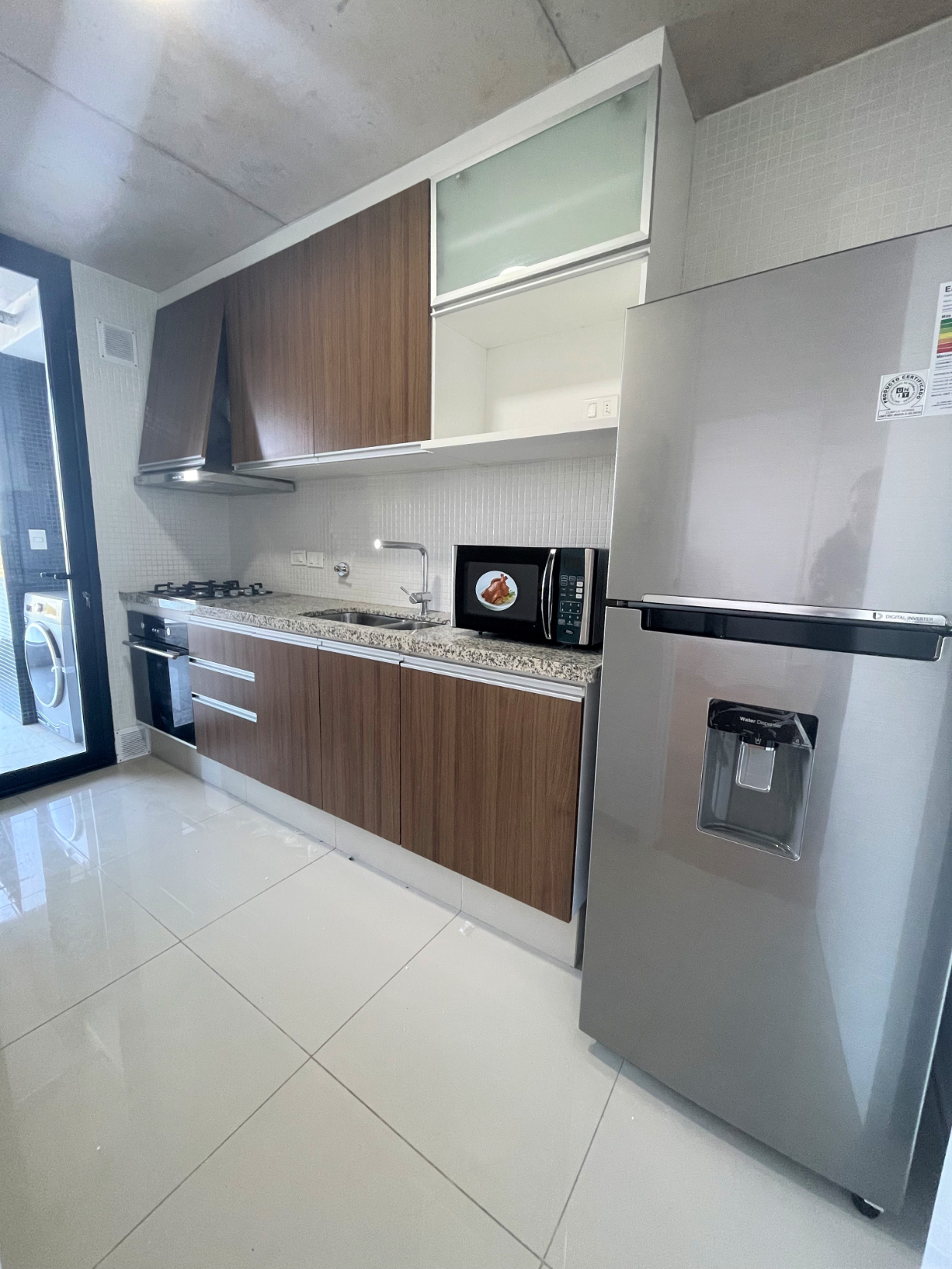ALQUILER 1 DORMITORIO CON MUEBLES EN LAGO MAYOR · Foto 7