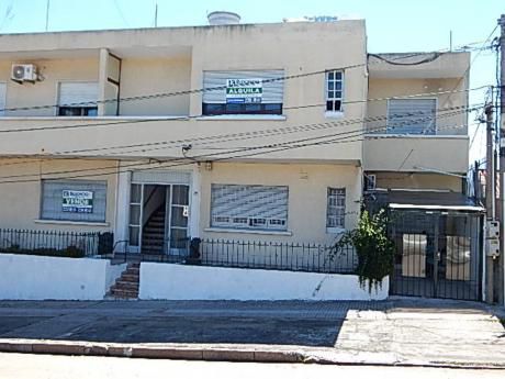 Apto Planta Alta Dos Dormitorios
