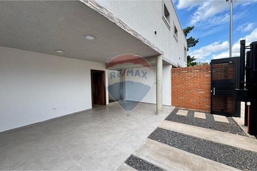 AMPLIO DUPLEX EN ALQUILER — foto 3