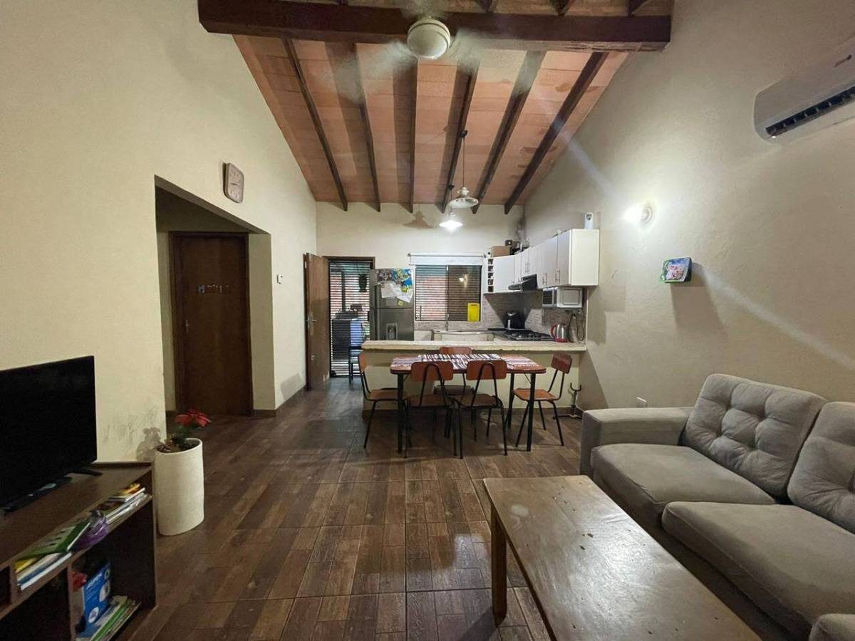 Venta de Casa - Luque - BAJA DE PRECIO!!!!! — foto 3