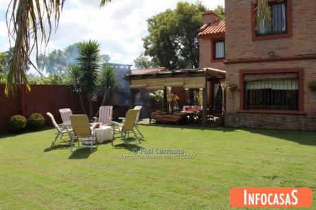 Casa En Venta Barra De Carrasco 3 Dormitorios