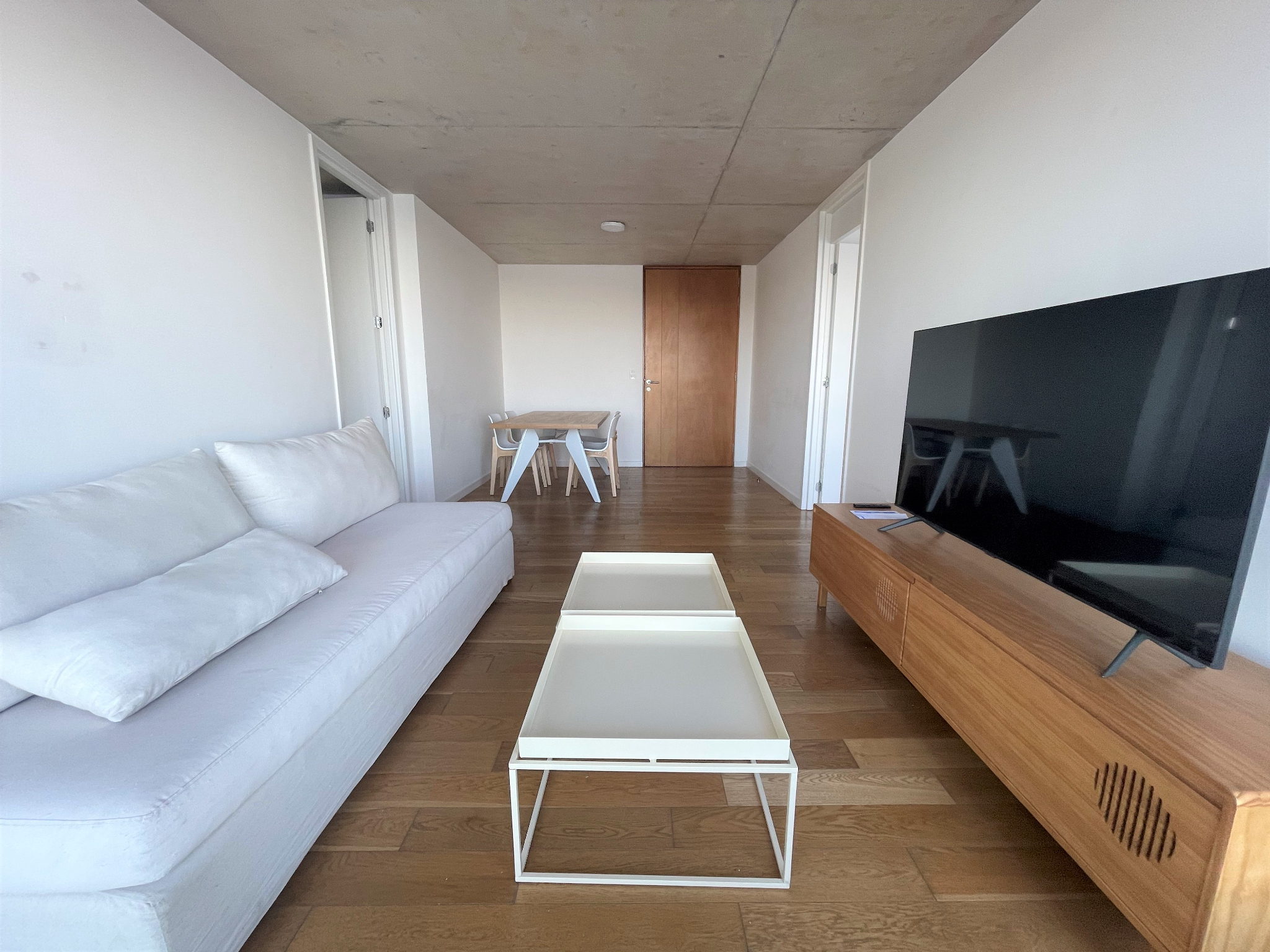 ALQUILER 1 DORMITORIO CON MUEBLES EN LAGO MAYOR · Foto 1