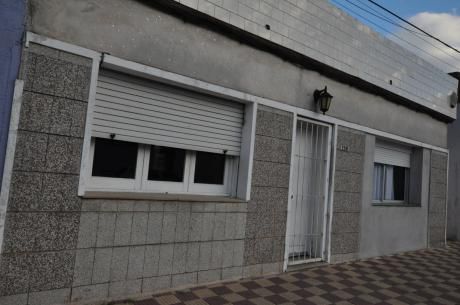 Casa 3 Dormitorios Gran Terreno Y Excelente Precio