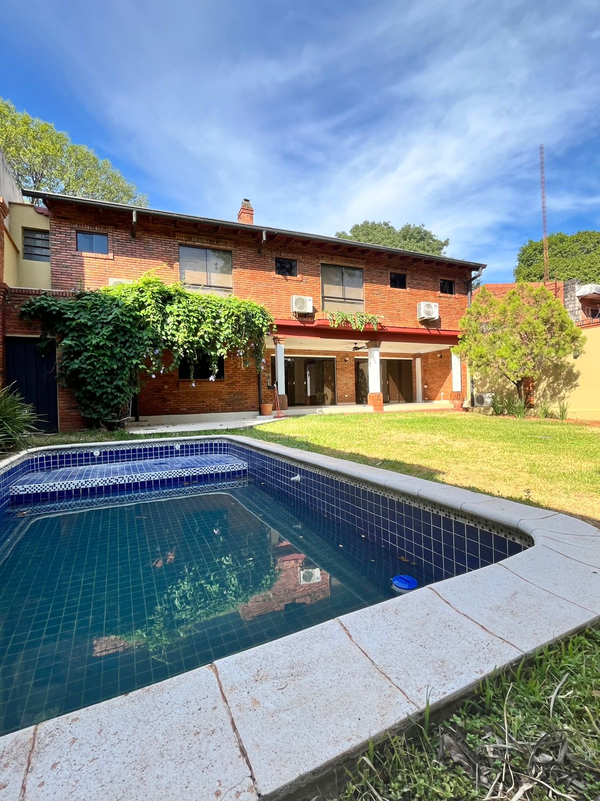 Casa en alquiler en Mburucuyá