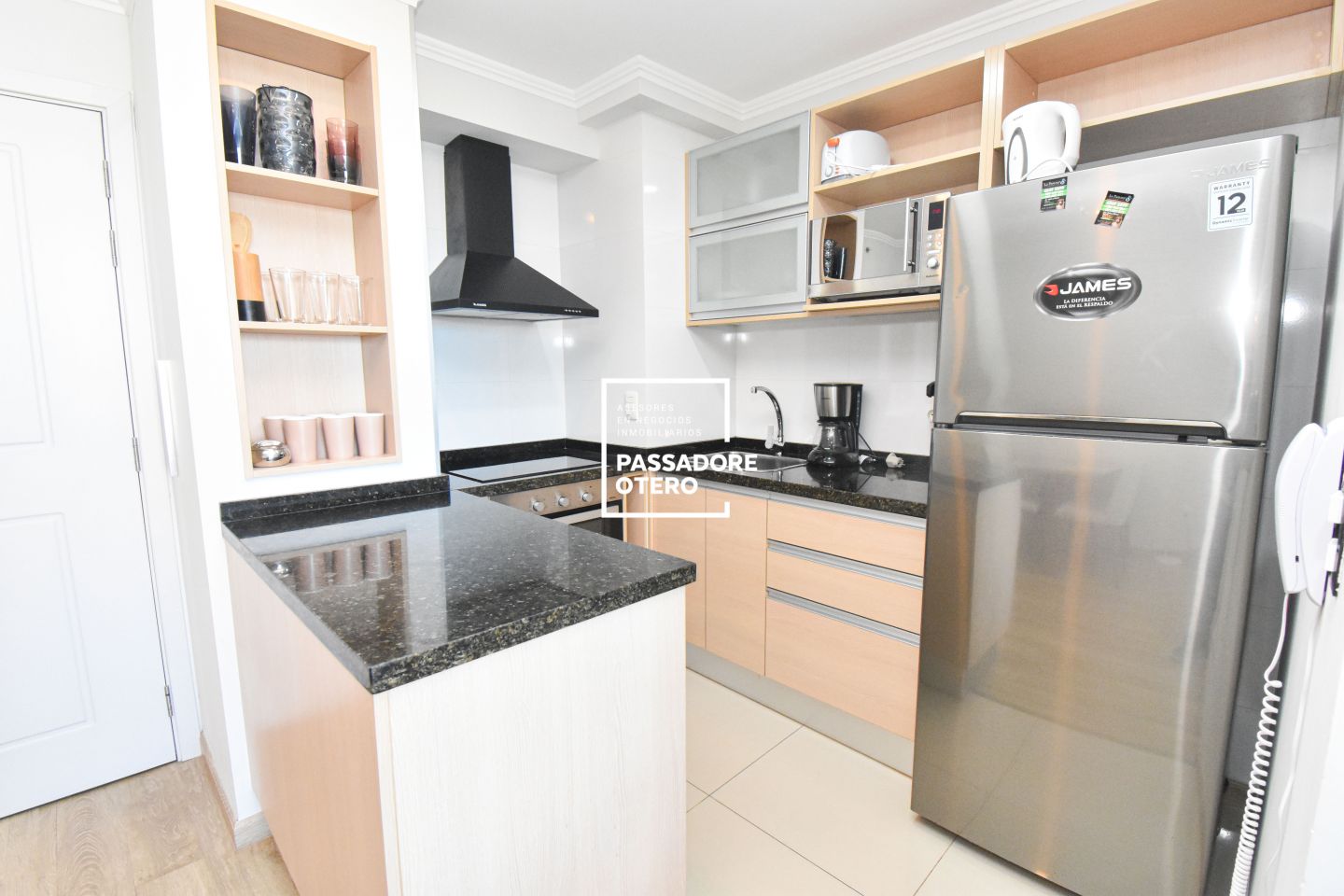 APARTAMENTO ALQUILER ANUAL Punta del Este 2 Dormitorios piscina · Photo 5