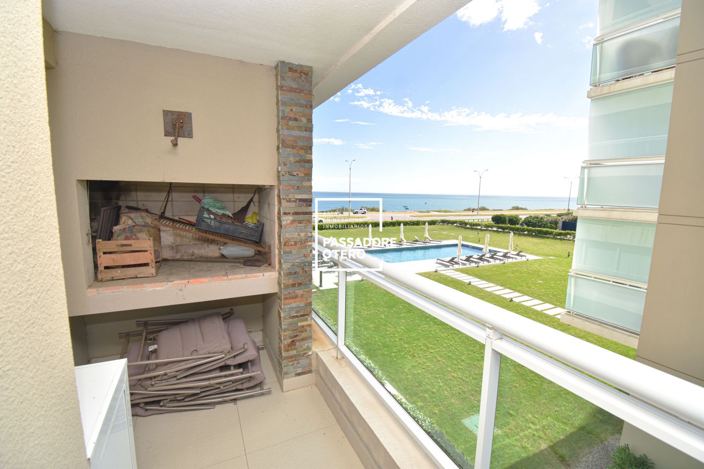 ALQUILER ANUAL DEPARTAMENTO PUNTA DEL ESTE FRENTE AL MAR · Foto 2