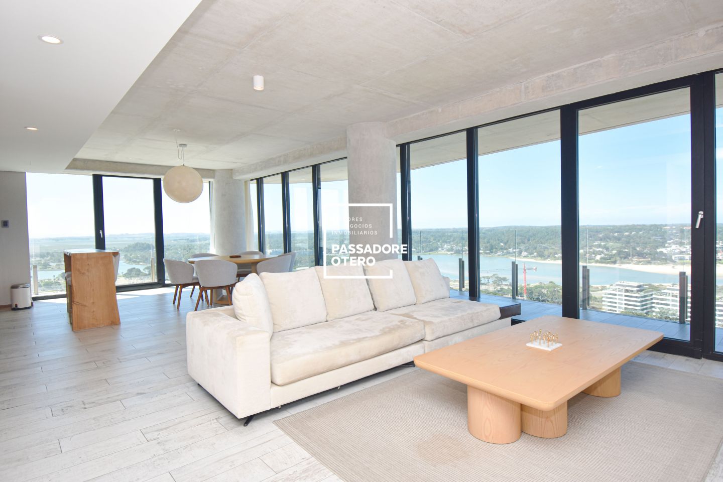 Alquiler Anual departamento Punta del Este  2 dormitorios y 1/2 Surfside · Photo 4