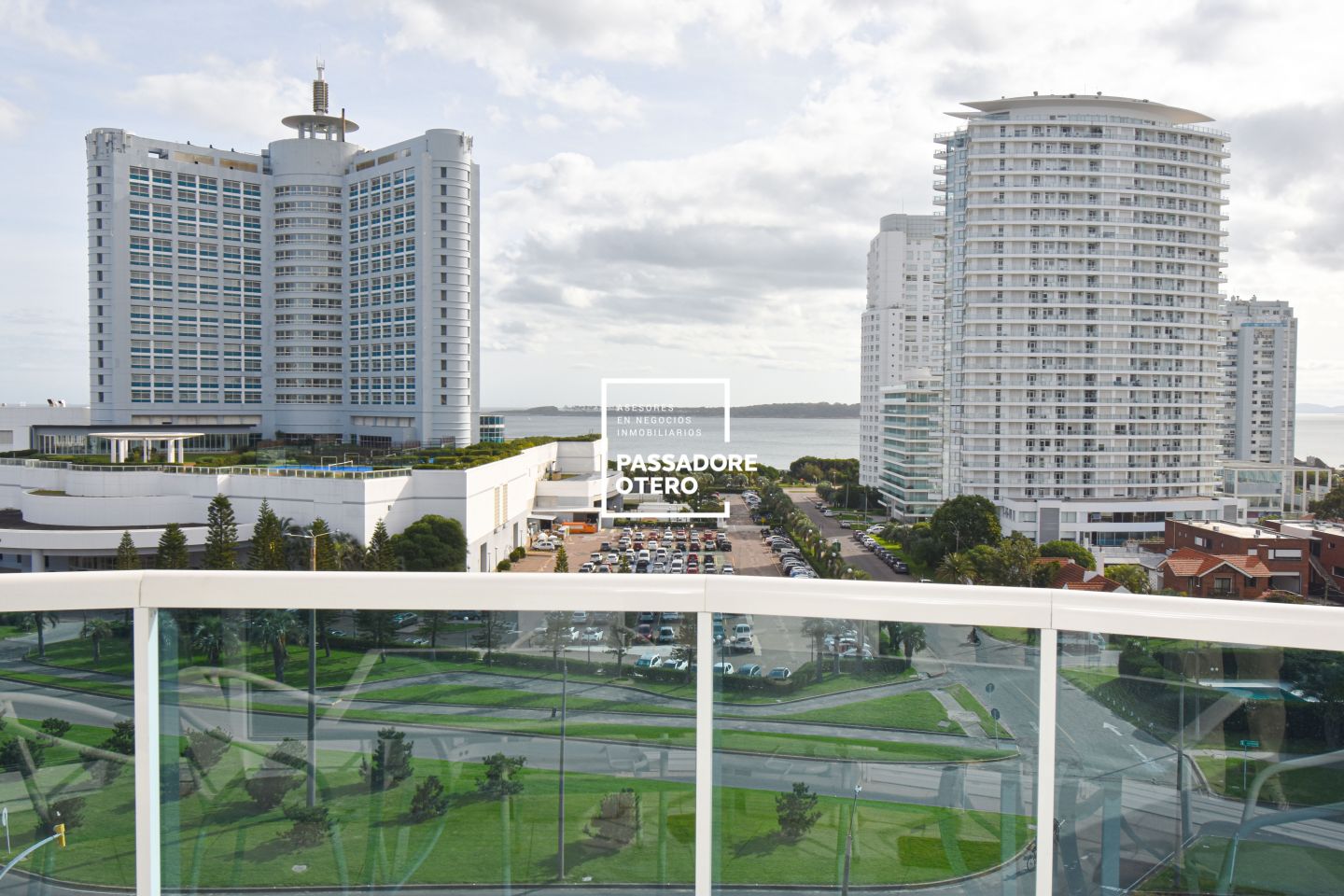Departamento Venta 2 dormitorios Casino Tower Punta del Este