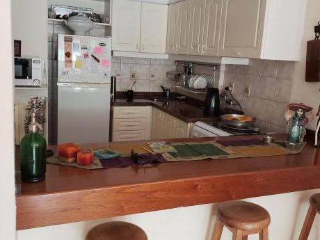 Amplio Monoambiente Adaptable A Un Dorm