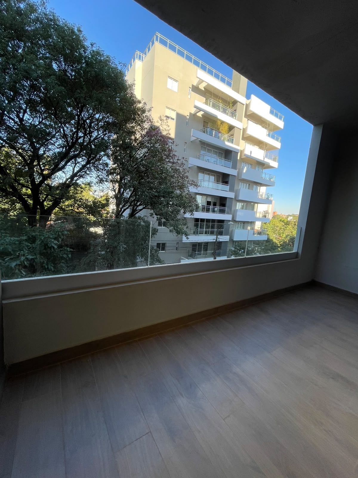 VENTA/ALQUILER DE DEPARTAMENTO ZONA VILLA MORRA — foto 3