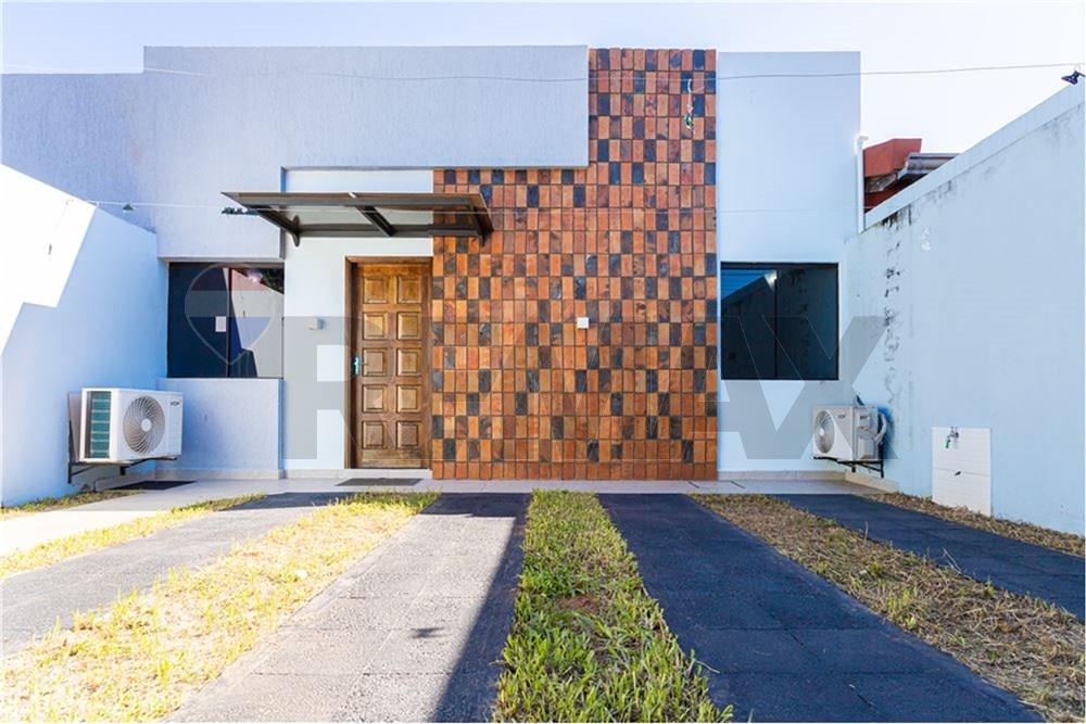 Chalet - Venta - Ñemby, Central, Paraguay — foto 2