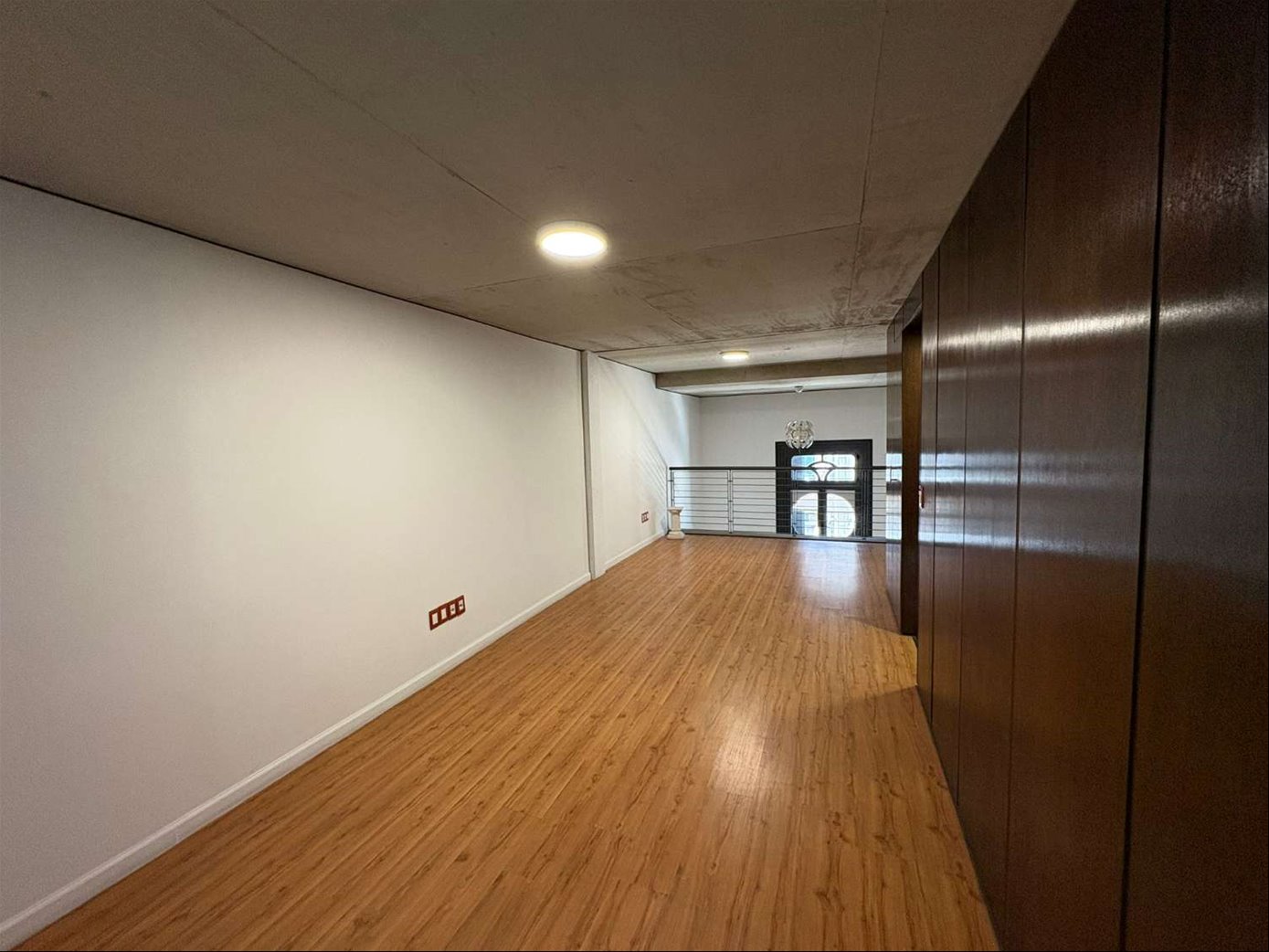 EXCELENTE Oficina en Edificio Barreiro Ramos con garaje | Ciudad Vieja · Foto 9