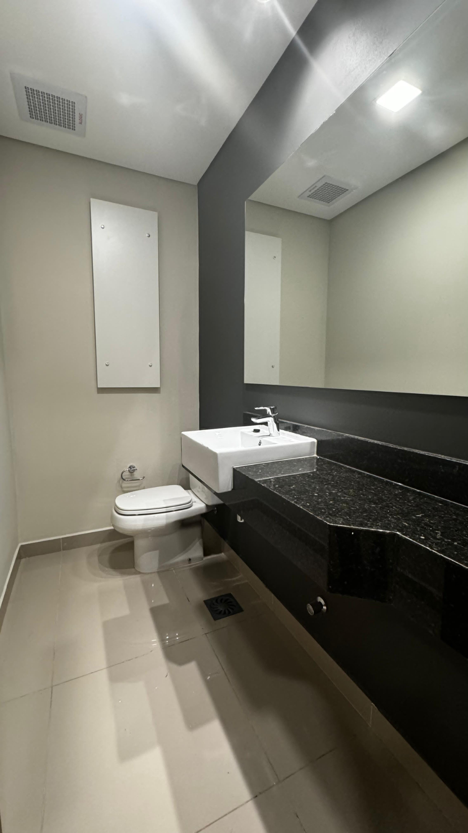 Alquilo Departamento Semi Nuevo de 2 Habitaciones en Suite. Villa Morra — foto 3