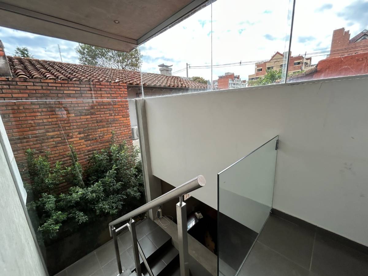 ALQUILO MEGA OFICINA CENTRICA A CUADRAS DE MCAL LOPEZ — foto 3
