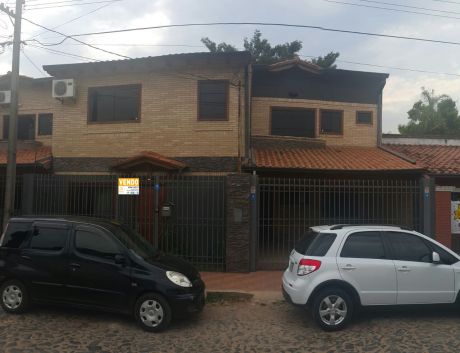 Hermoso Duplex En B° San Vicente