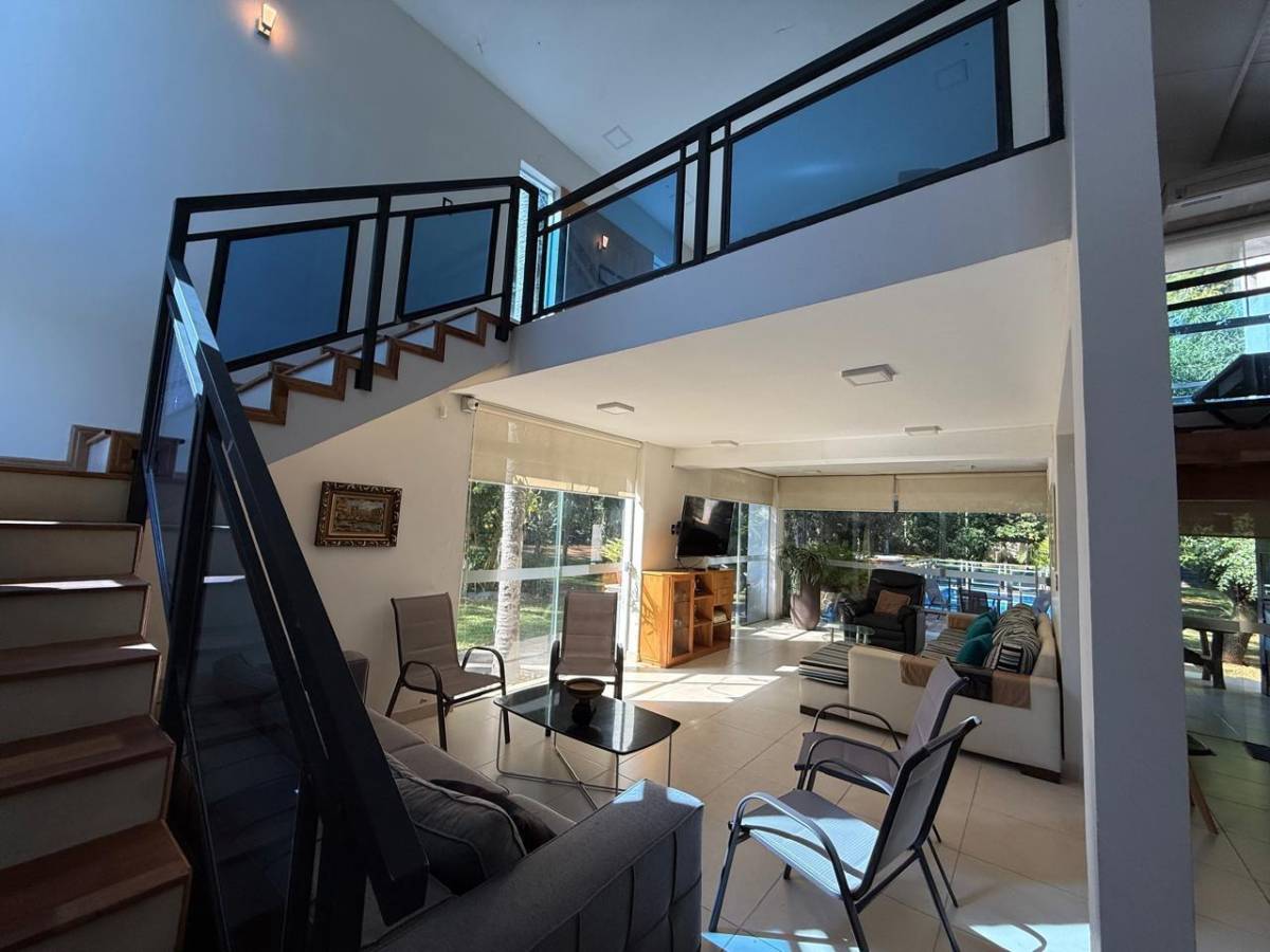 VENTA DE HERMOSA RESIDENCIA EN SAN BERNARDINO — foto 3
