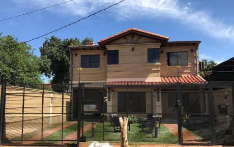 Oferta Barrio Hipodromo! Hermosa Residencia