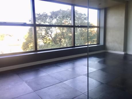 Oficina En Zona Golf De 150 Metros Ideal Empresa
