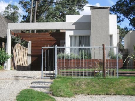 Casa En Venta 2 Dormitorios