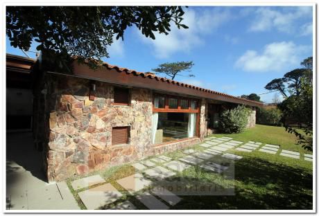 Casa En Venta 2 Dormitorios