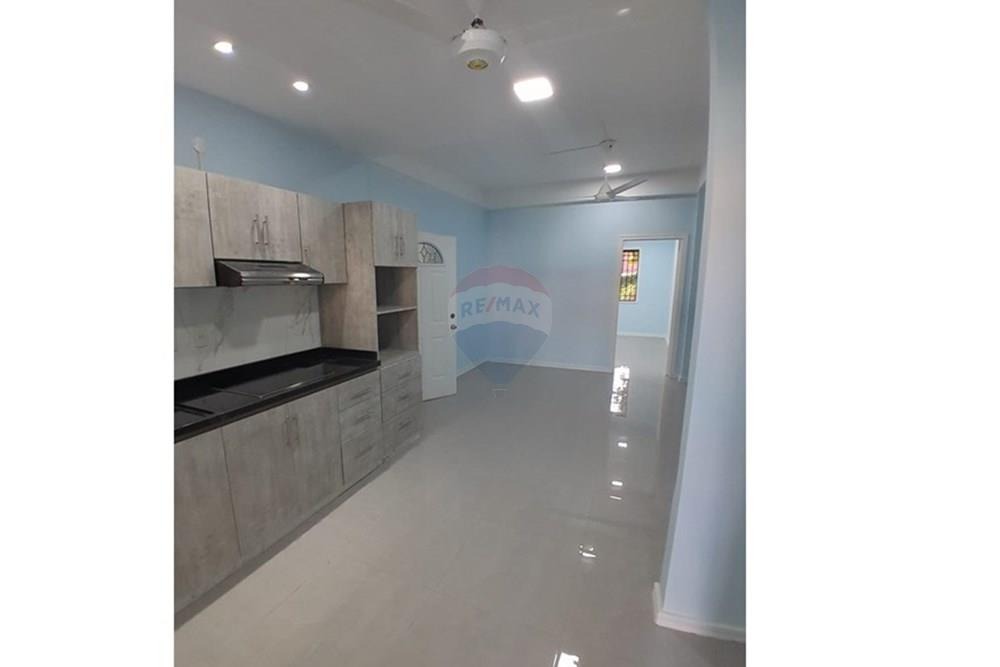 Departamento con Jardín - Alquiler - Paraguay Central San Lorenzo — foto 2