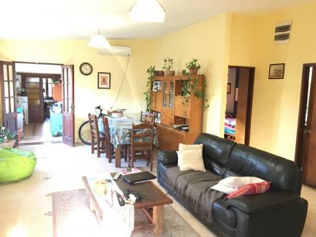 Casa Central - Buena Casa En Islas Canarias Y Molinos De Raffo