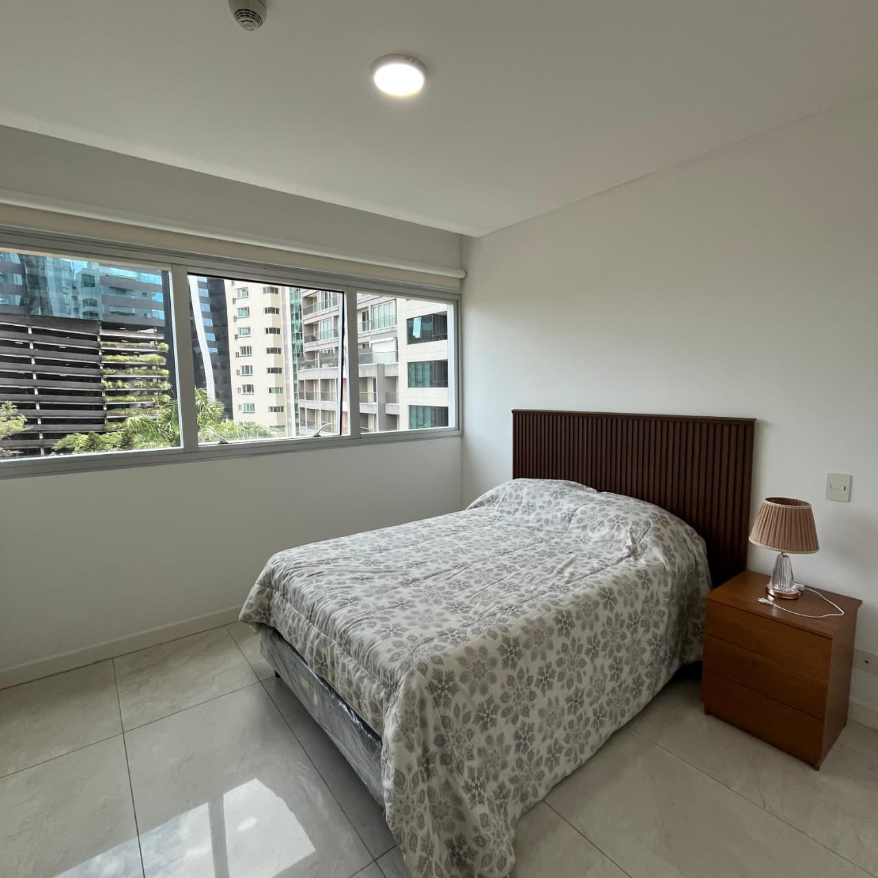 ALQUILO DEPARTAMENTO AMOBLADO EN EDIFICIO EMINENT — foto 2