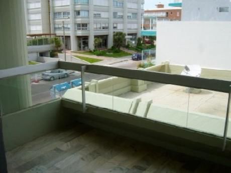 Apartamento En Venta - Peninsula - Alf27a