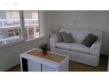 Apartamentos En Playa Brava: Alf135a