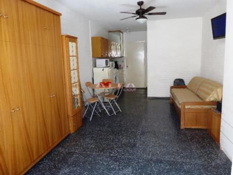 Apartamentos En Playa Brava: Alf284a