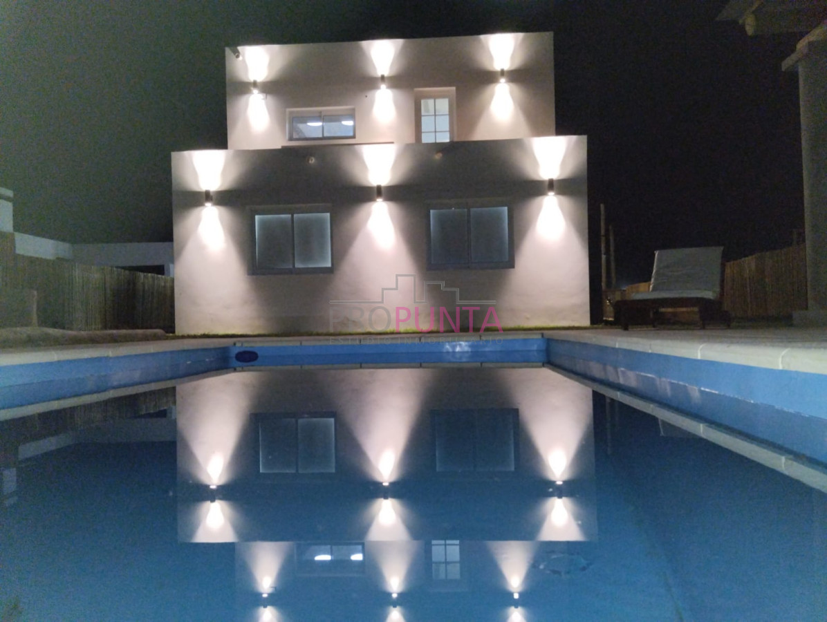 Hermosa casa en alquiler de 3 dormitorios muy cerca del Mar