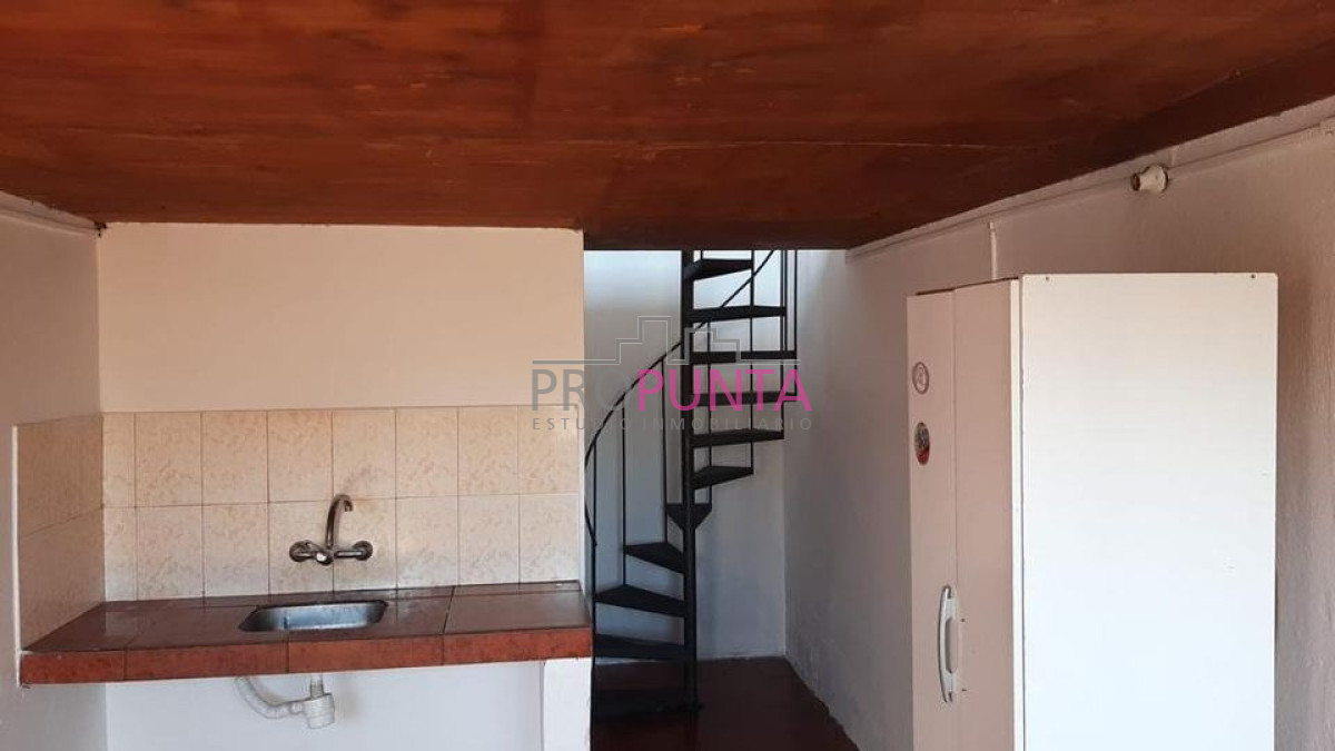 Apartamento de un dormitorio Alquiler Anual Barrio Odizzio  Maldonado