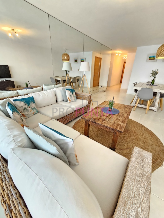 Venta departamento punta del este Mansa 2 dormitorios