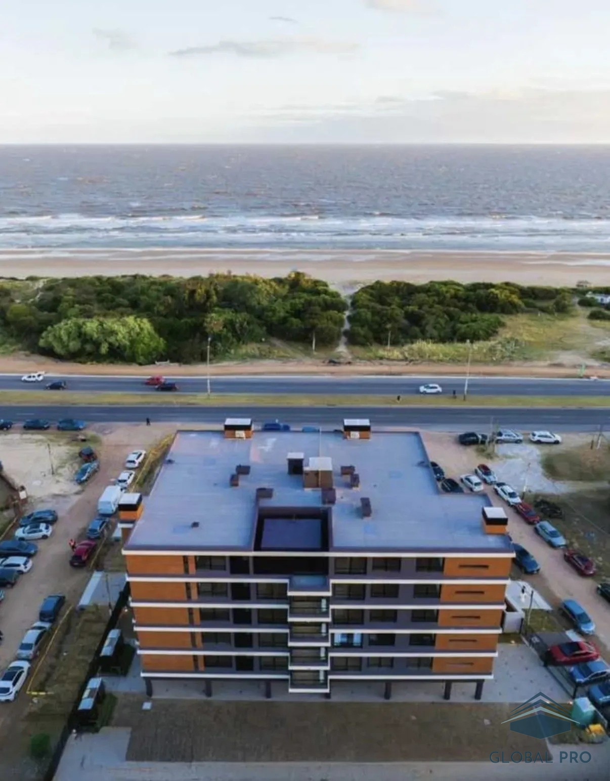 Apartamento en alquiler c/ cochera en Barra de Carrasco · Foto 11