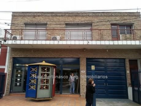 Gral. Flores, Gran Local + Gge X 4 + 2 Viviendas Y Cw77463