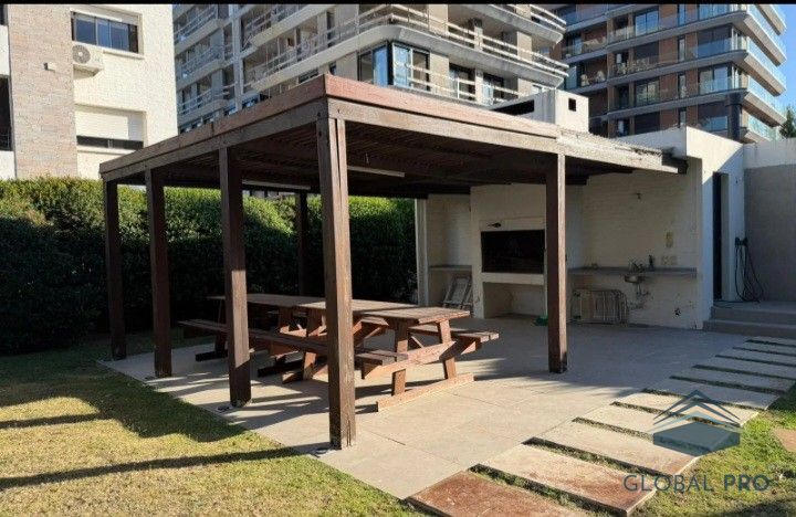 Apartamento en alquiler de 2 dormitorios c/ cochera en Barra de Carrasco · Foto 5