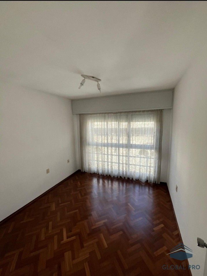 Apartamento en alquiler en Cordón · Foto 12
