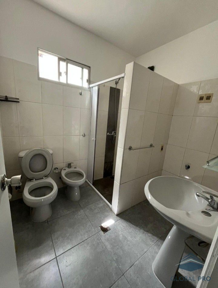 Apartamento en alquiler en Cordón · Foto 9