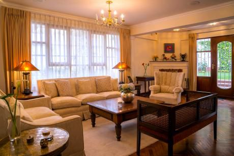 Hermosa Casa En Venta - Achumani Calle 33