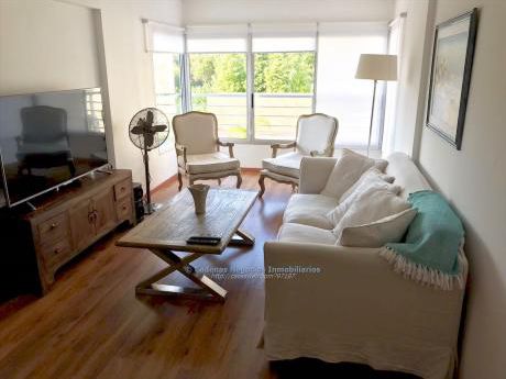 Apartamentos En Carrasco
