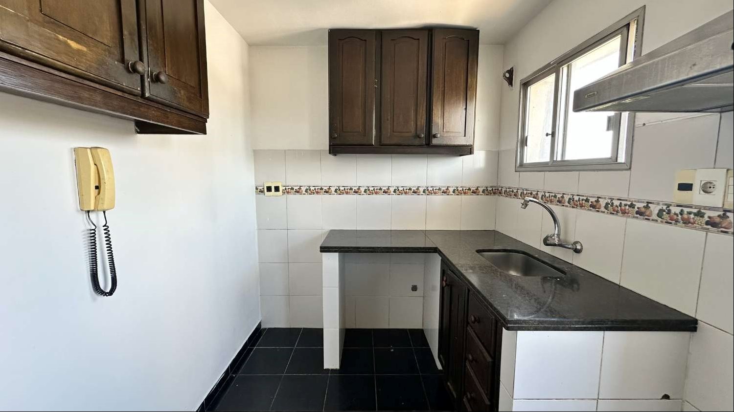 Alquiler Apartamento Buceo 3 Dormitorios 1 Baño - Detalle