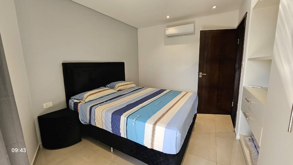 ALQUILO DEPARTAMENTO EN VISTA LAGO ENCARNACION — foto 3