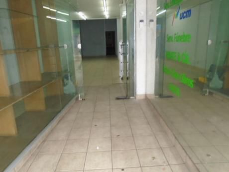 En Pleno Centro Comercial!!!