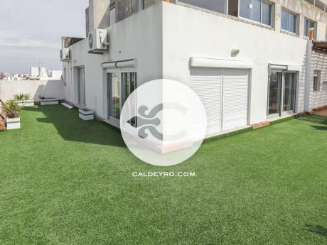 Penthouse En Pocitos. Ref: 869-zz