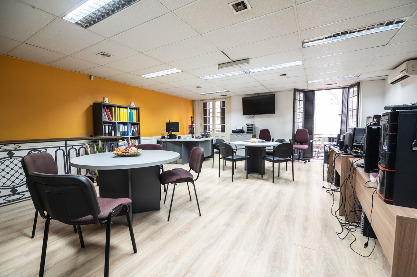 CASA DE OFICINAS Y LOCAL EN EL CENTRO DE MONTEVIDEO · Foto 5
