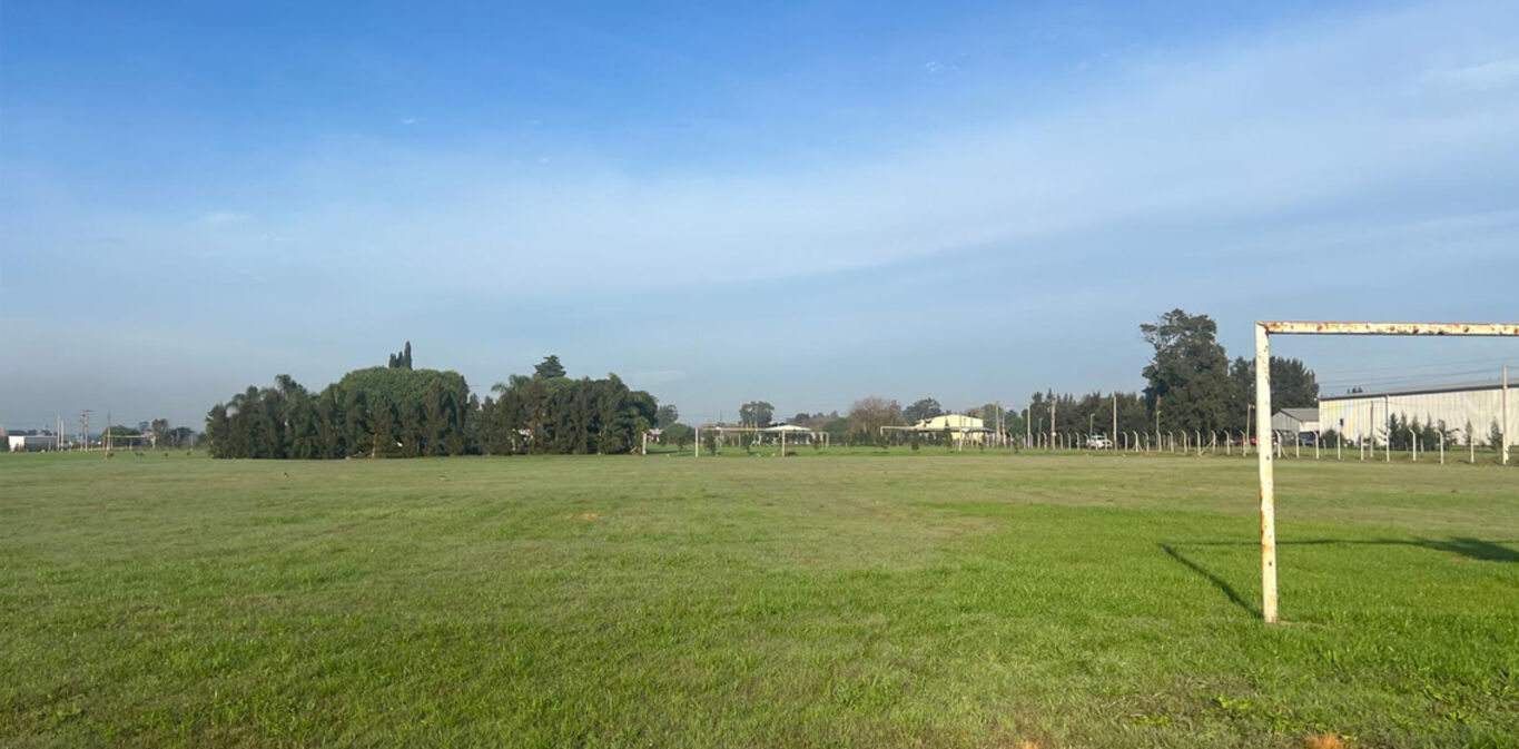 COMPLEJO DE CANCHAS EN ALQUILER EN MONTEVIDEO · Foto 1