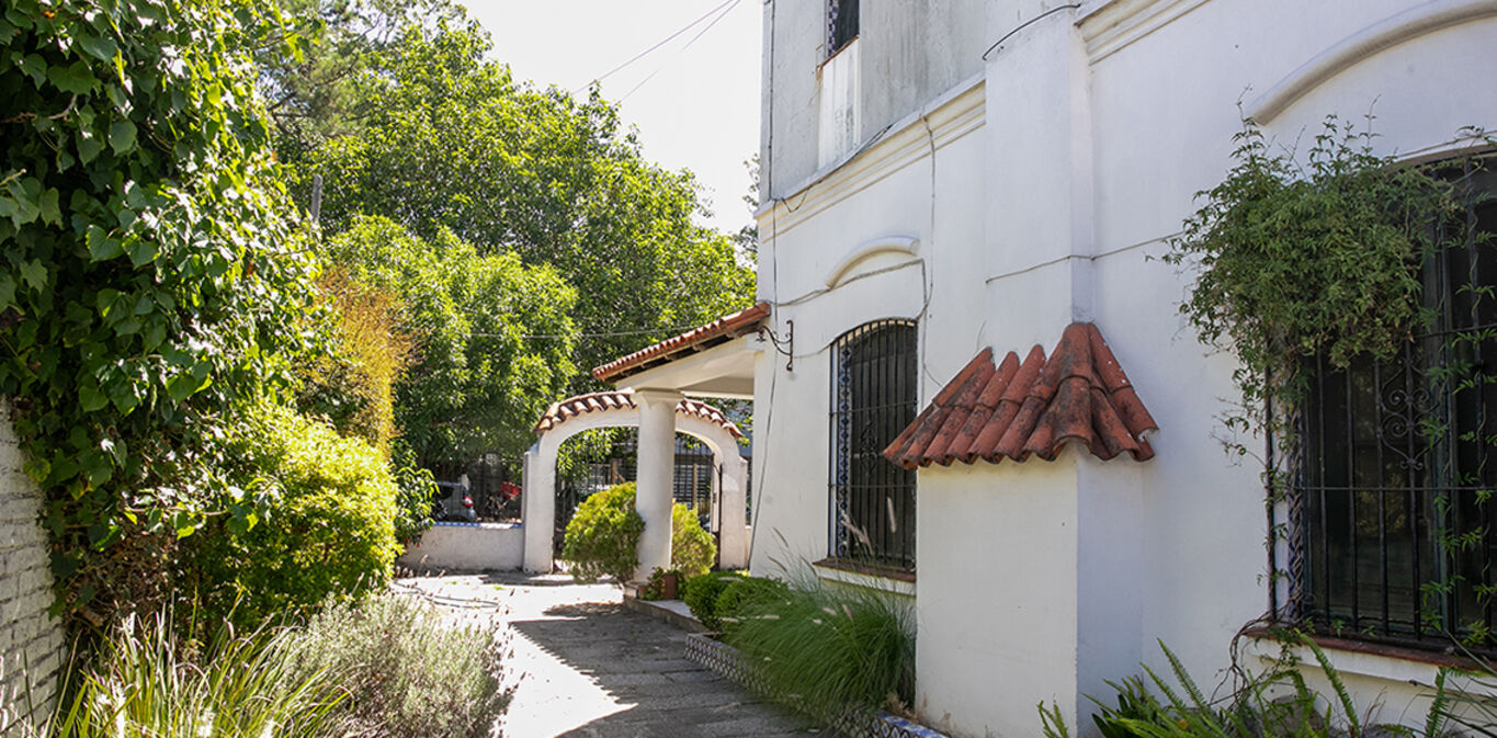 CASA IDEAL EMPRESA EN CARRASCO, EN VENTA Y ALQUILER · Foto 10