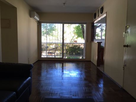 Dueño Alquila Apto En Pocitos (2 Dorm, 1 Baño, 5 Cuadras De La Rambla) 60m2